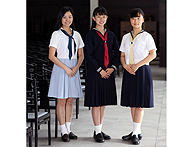 女子聖学院高等学校の制服