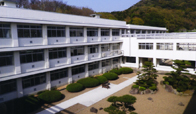 邇摩高等学校