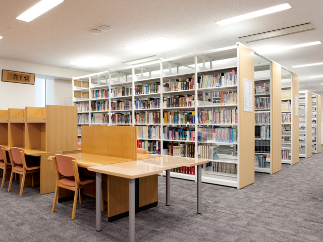 東京医科大学の図書館