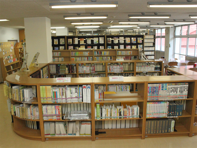 東筑紫短期大学の図書館