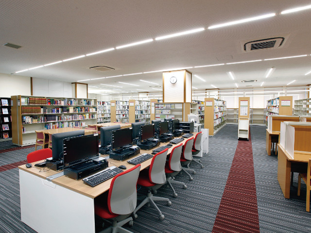 常葉大学の図書館