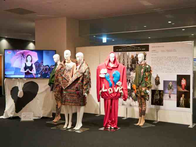上田学園コレクションは全国最大級のファッションイベント。業界各社から賞をいただき、学生作品の頂点がこの日決定。何カ月もかけて作り込んだ作品たちは圧巻です。