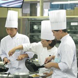 ヨコスカ調理製菓専門学校 体験入学 日本の学校