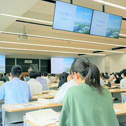 東京経済大学