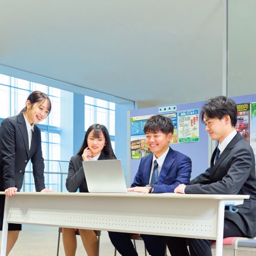 中央学院大学1