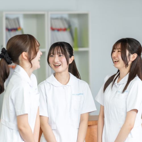 新潟こども医療専門学校