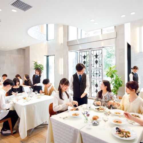 辻学園栄養専門学校3