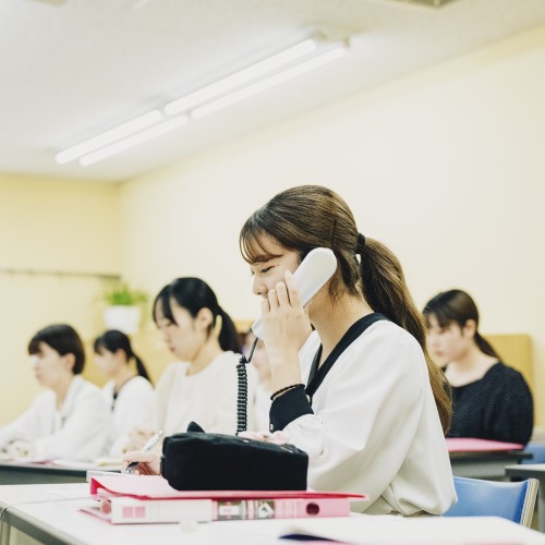 熊本電子ビジネス専門学校2