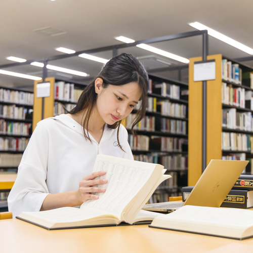 埼玉学園大学