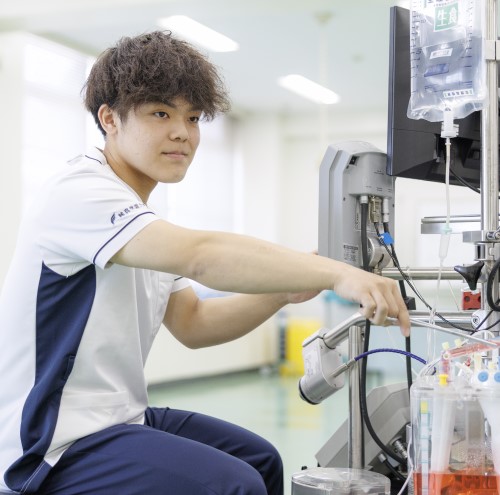 純真学園大学4