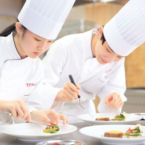 名古屋辻学園調理専門学校4