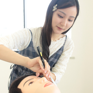 【来校型】（5/31開催）シェービング(理容)・パーマ(美容)体験授業／岩手理容美容専門学校