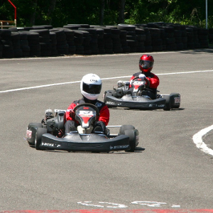 レーシングカート試乗会／専門学校 赤門自動車整備大学校