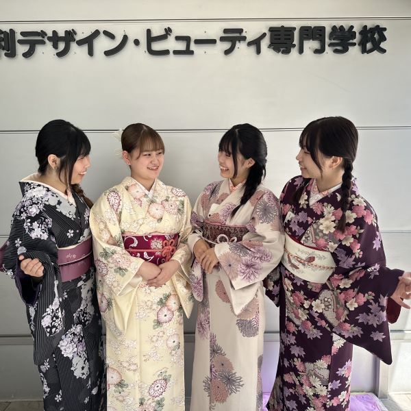 大人気！浴衣着付け体験♪(1) ※限定15名（ブライダル・ウェディング科）／足利デザイン・ビューティ専門学校