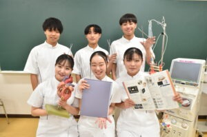9/26・臨床工学科「IABP・ECMO・電気メス・除細動器体験」／さくら医療福祉専門学校
