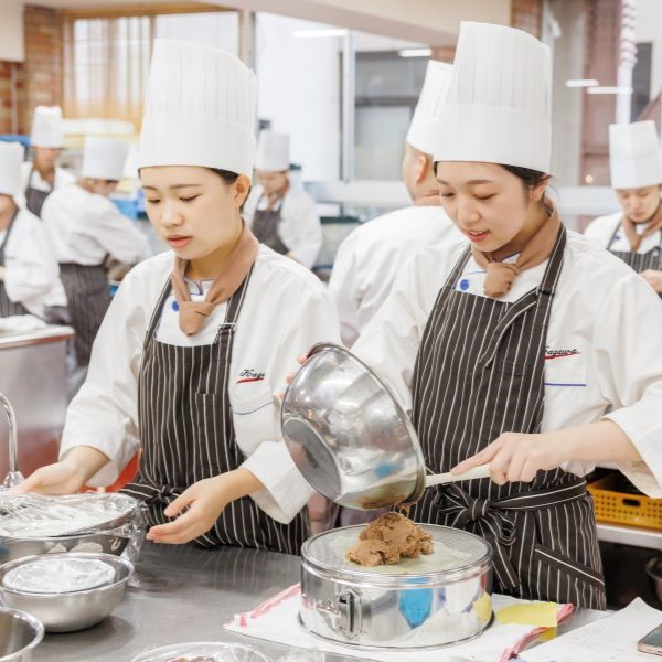 香川調理製菓専門学校