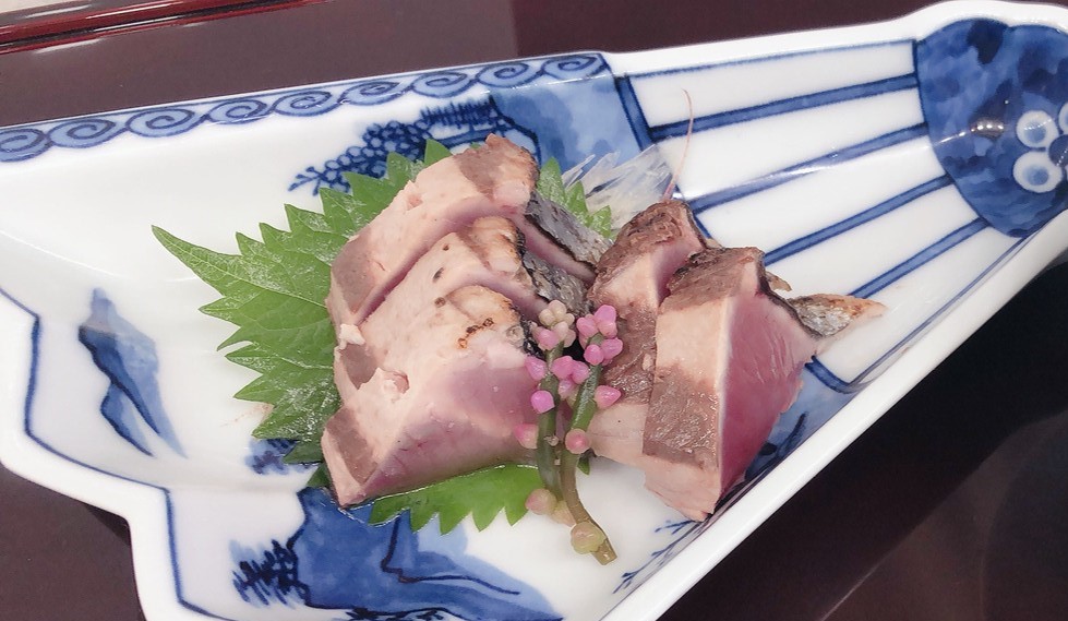 日本料理をじっくり体験！
『戻り鰹の叩き　茶碗蒸し』／京都調理師専門学校