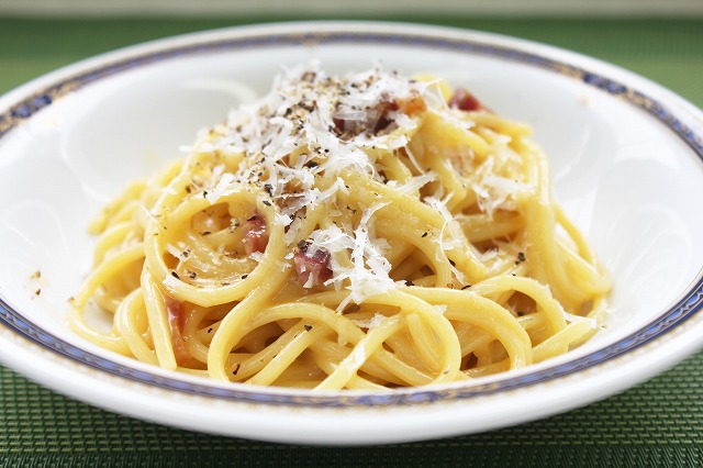 西洋料理をじっくり体験！
『ベーコンと夏野菜とモッツァレラチーズのパスタ』／京都調理師専門学校