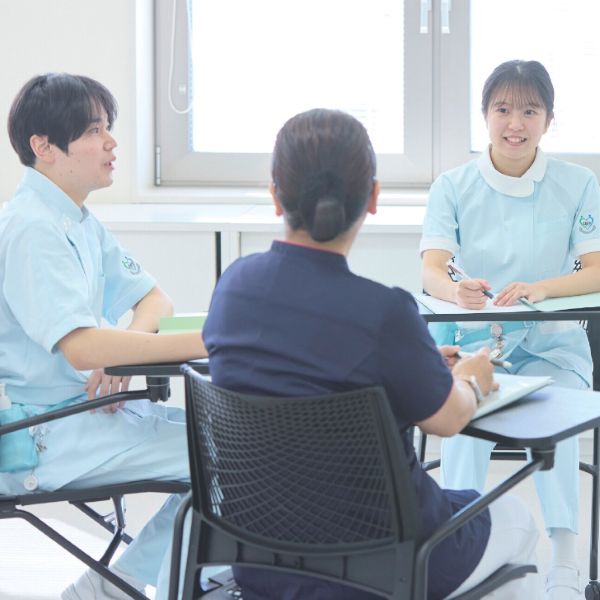 東京医療保健大学