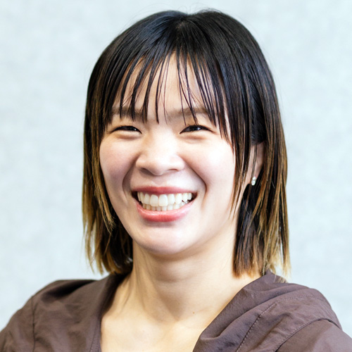 金城梨紗子さん プロフィール