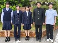 越ヶ谷高等学校の制服