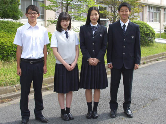 吉川美南高等学校の制服