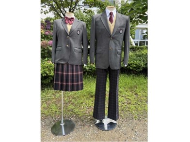 愛知県立木曽川高等学校の制服