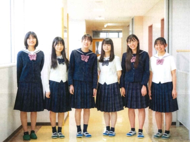 桜花学園高等学校の制服