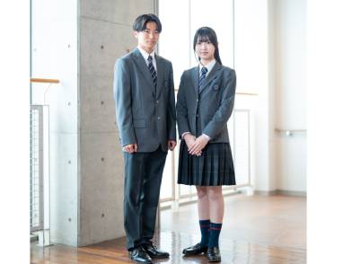 利晶学園大阪立命館高等学校の制服
