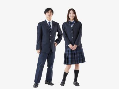 大阪緑涼高等学校の制服