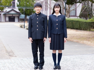 三田学園高等学校の制服
