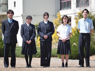 日ノ本学園高等学校の制服