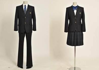 富山商業高等学校の制服