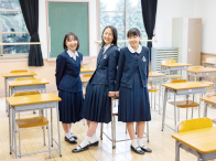 福山暁の星女子高等学校の制服