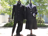 新城高等学校の制服