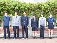 横浜氷取沢高等学校の制服