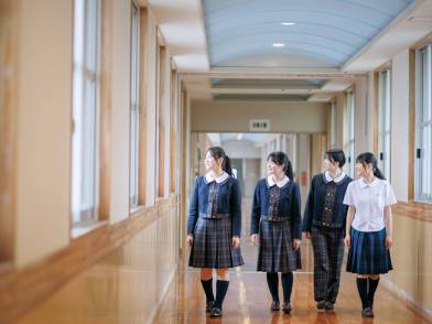 福岡市立福岡女子高等学校の制服