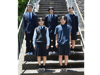 宇久高等学校の制服
