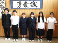 釧路湖陵高等学校の制服