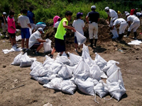 愛媛県 吉田高校 被災した地元復旧の土台に 土のう１０００袋作成 善きことをした高校生達 日本の学校