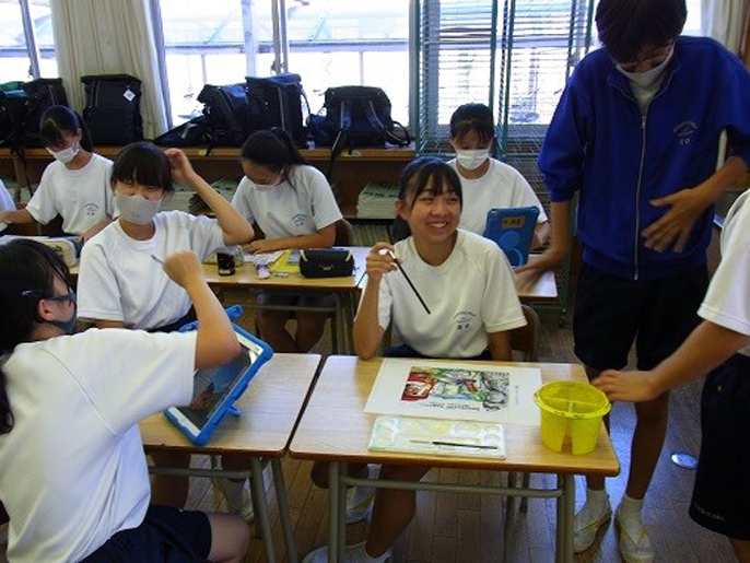 群馬県　高崎市立塚沢中学校　美術部のみなさん6