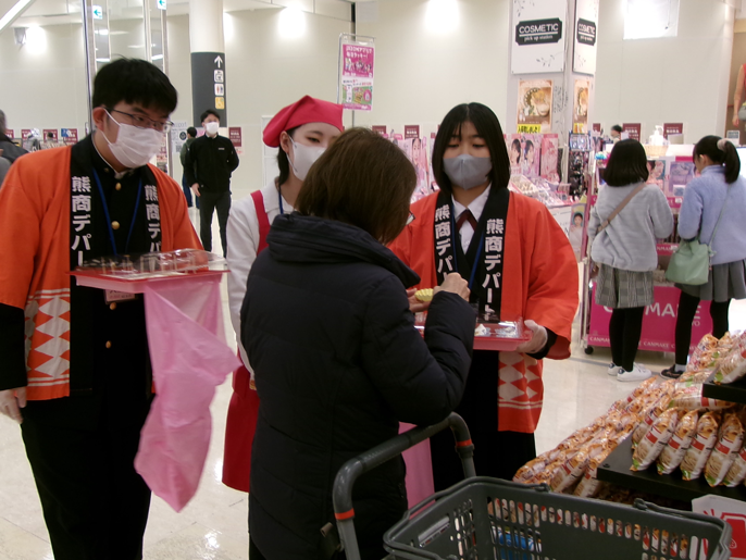 熊本県　熊本商業高校　マーケティング部のみなさん5