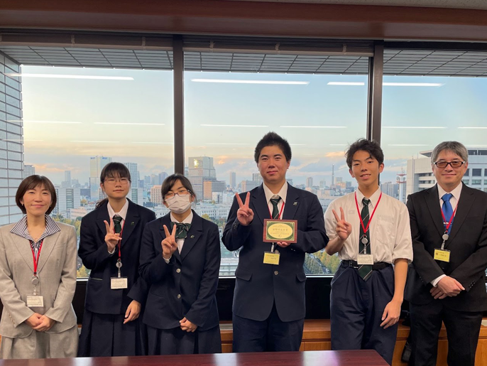 神奈川県　上溝南（かみみぞみなみ）高校　生物探究部のみなさん3