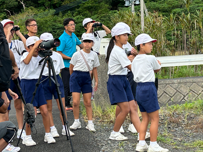 鹿児島県　龍郷町立龍郷（たつごう）小学校　児童のみなさん2