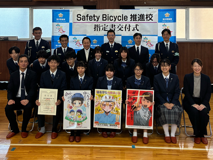 大阪府　英真（えいしん）学園高校　マンガ・イラストコースのみなさん3