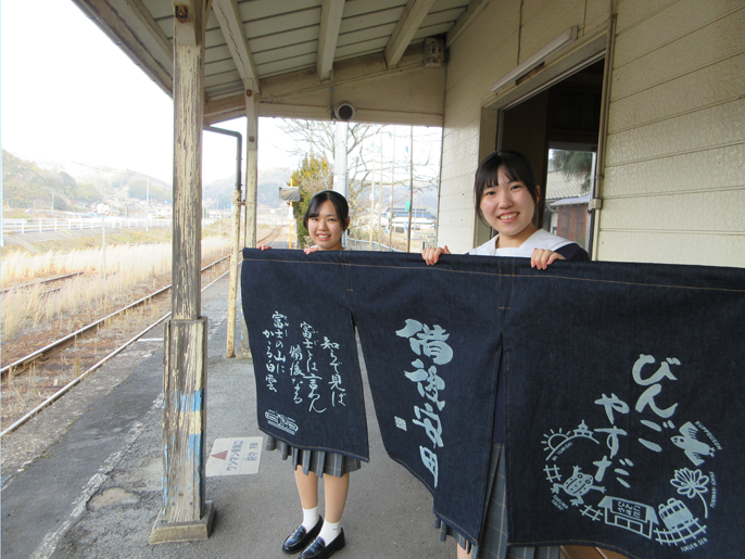 広島県　日彰館高校　書道部のみなさん5