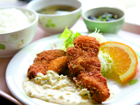 神戸松蔭女子学院大学の学食