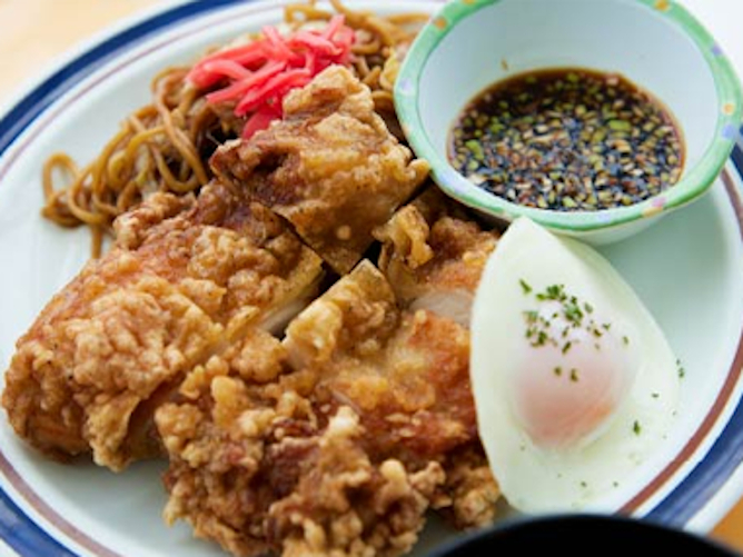 東海学園大学の学食