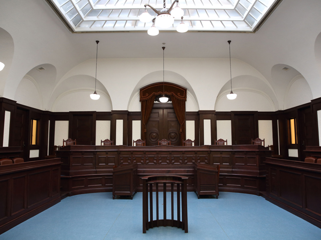 旧横浜地方裁判所陪審法廷。貴重な歴史遺産として、移築・復元・保存されました。