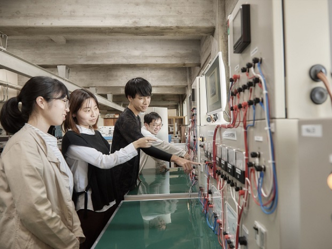 産業技術短期大学のオープンキャンパス